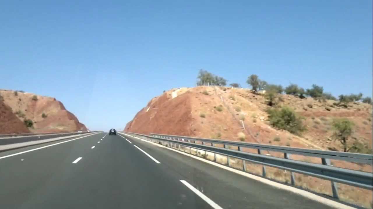 Autoroute A7 [Agadir_Marrakech] (HD) 2/5