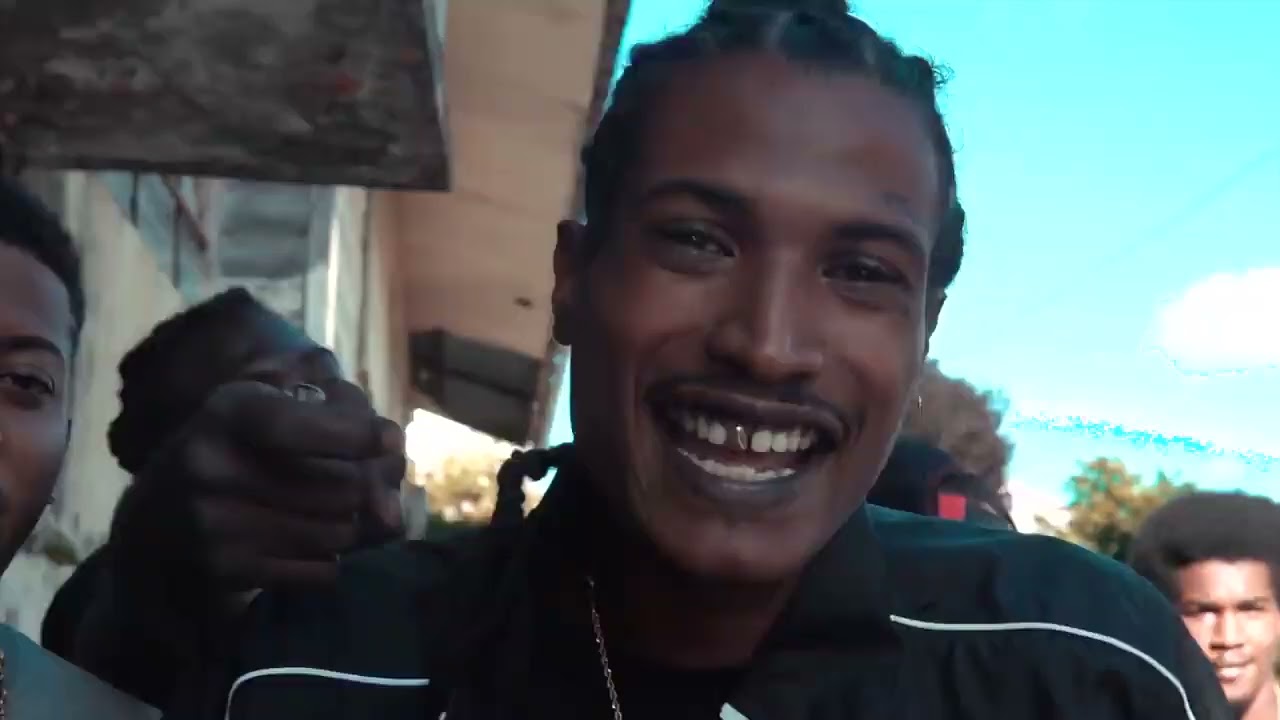 VIÉ COULI'A - MoneyMoneyMoney 