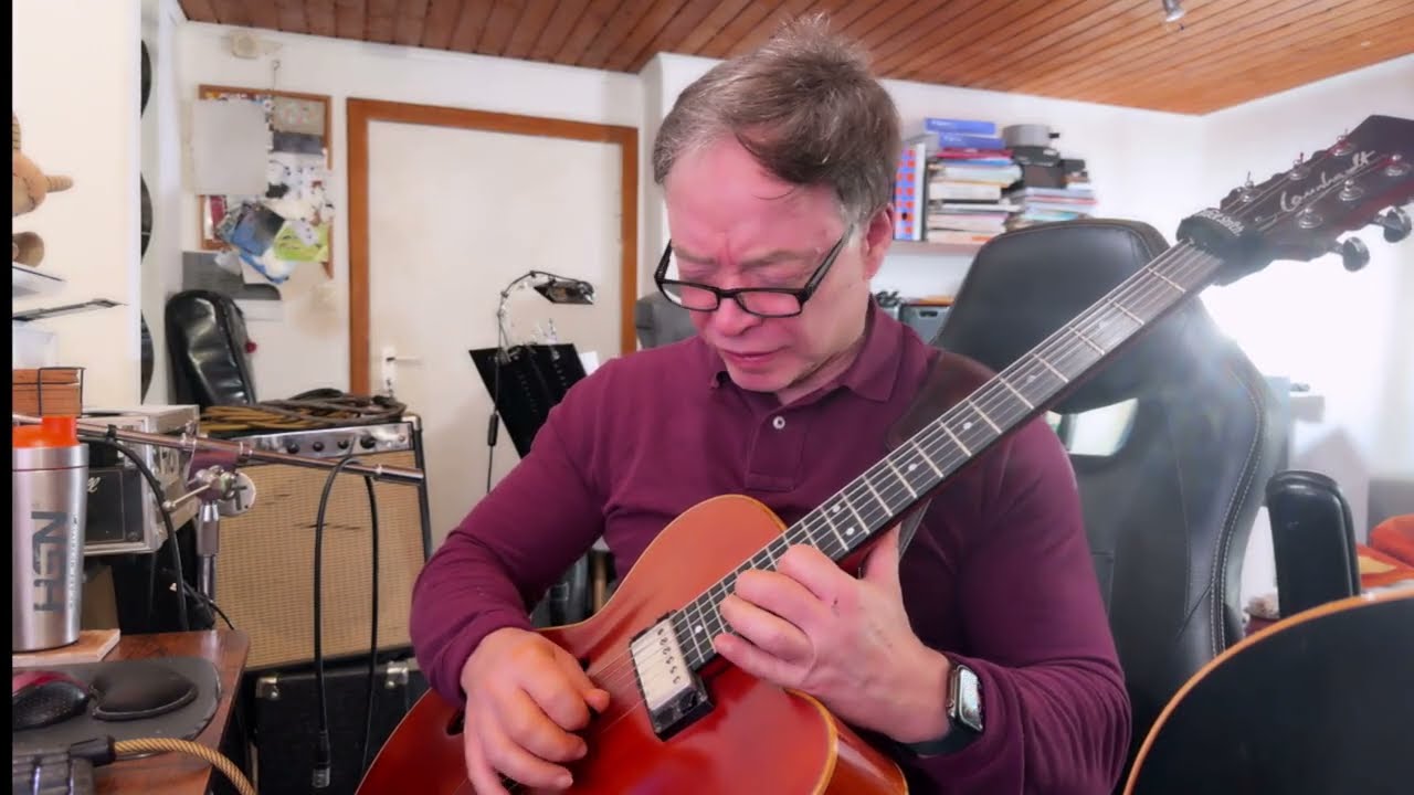 azz Guitar Solo: How to Play Motifs Forward and Backward on Donna Lee !