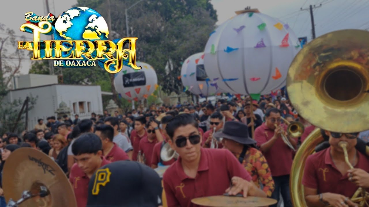 PAYASO DE RODEO 🤡ELEFANTES ROSAS-BANDA LA TIERRA DE OAXACA/CALENDA DEL TEC