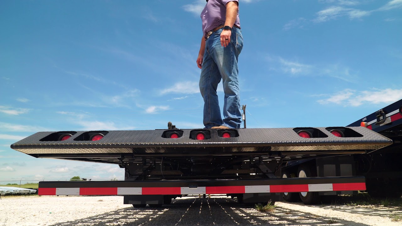 Interstate Trailers  40TDL Tilt Trailer