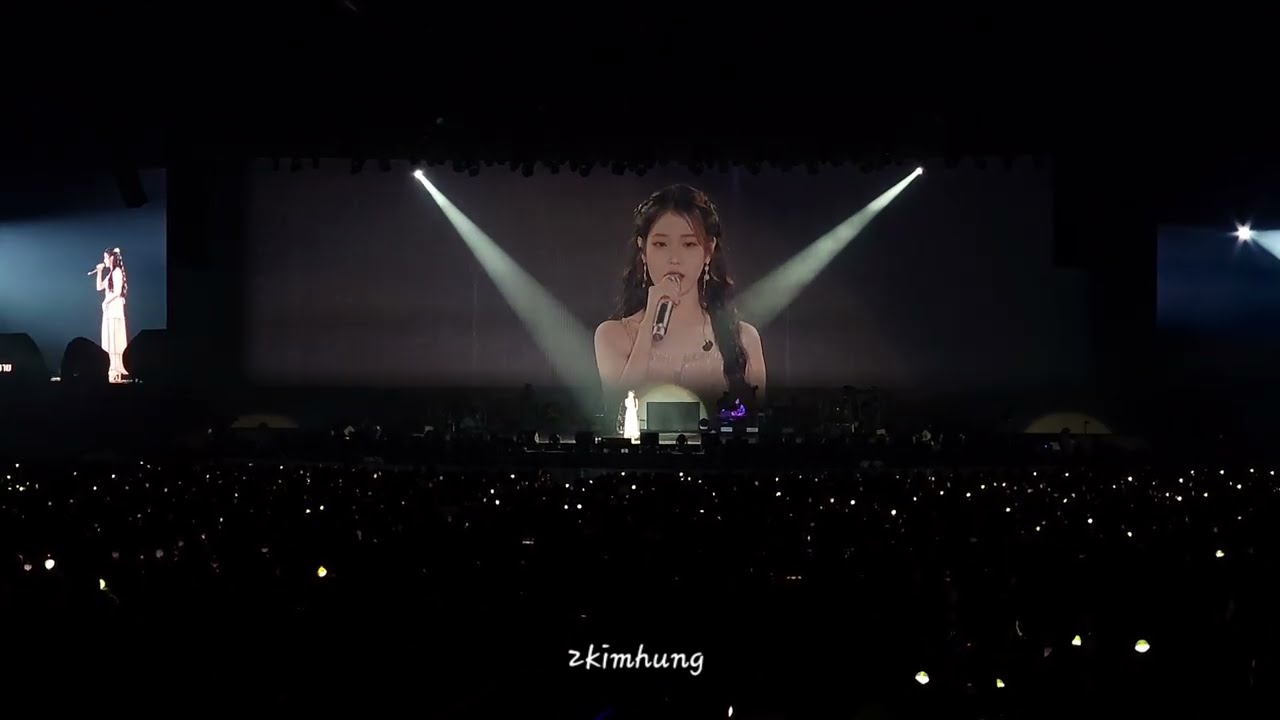 2024 IU HEREH WORLD TOUR CONCERT IN BANGKOK Day 1 - รักแรก (First Love) by Nont Tanont