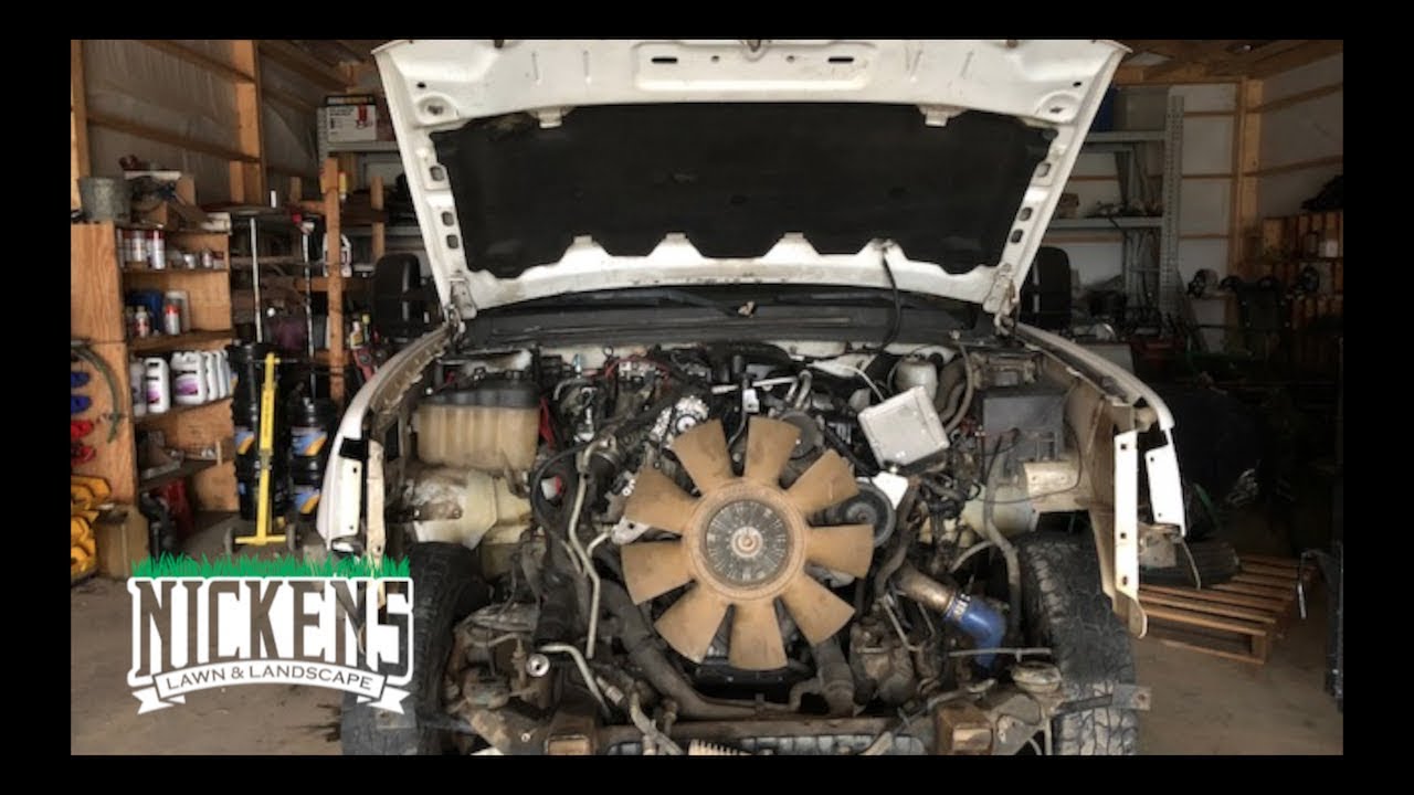 Removing a Duramax LMM Engine : Part 1
