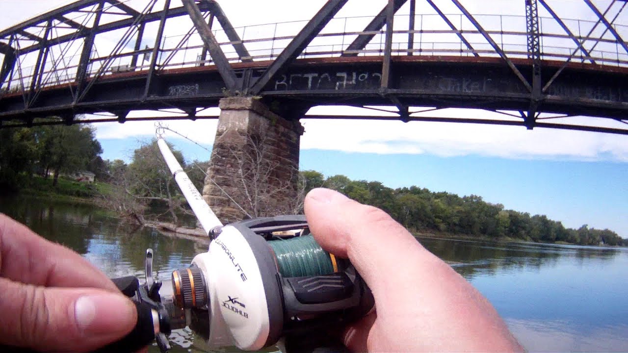 Kankakee River: Working a Bridge for Smallmouth and Walleyes