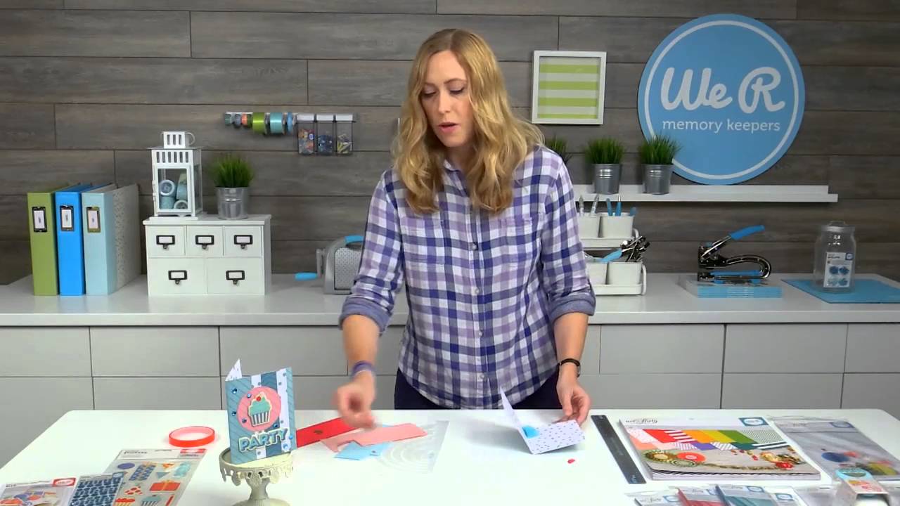 Honeycomb Cupcake Pop-up Card with Aly Dosdall