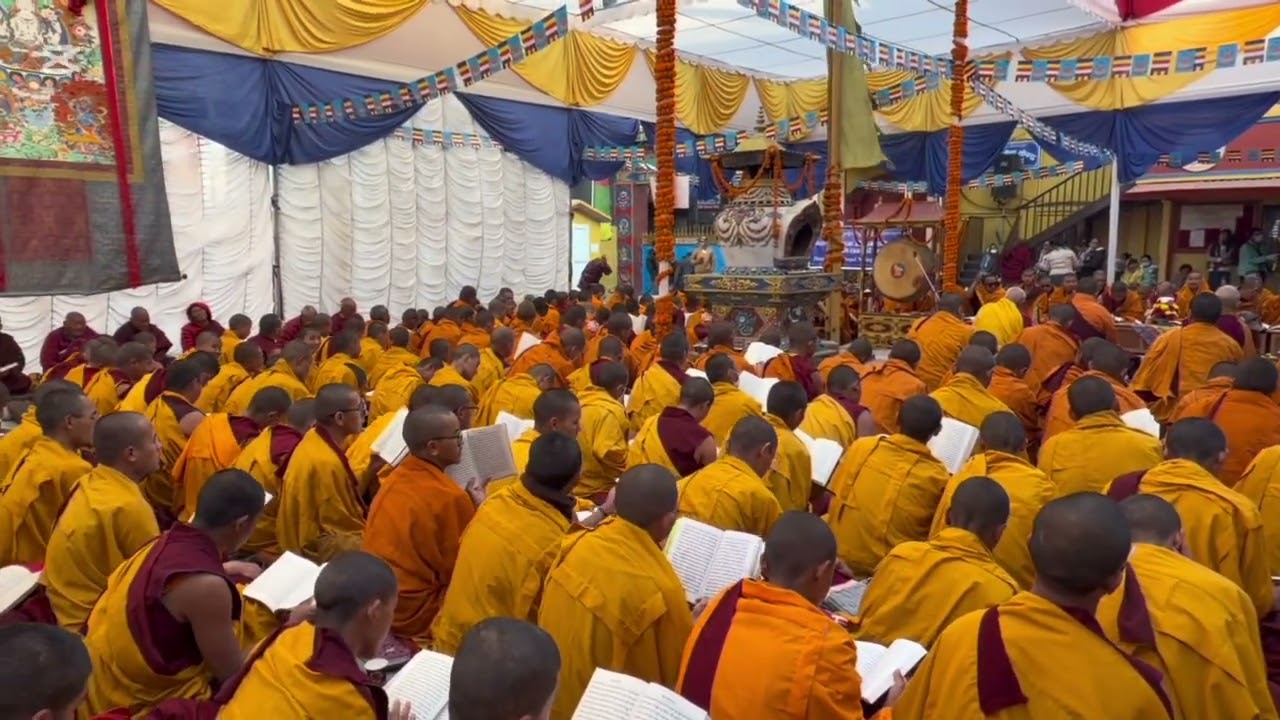 नेपाल ञिङमा मोन्लाम (प्रणिधान पूजापाठ) कार्यक्रम