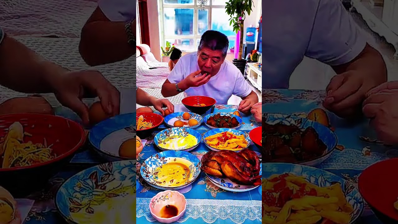 CHINESE FAMILY COOKING FOOD EATING WITH FAMILY 😍