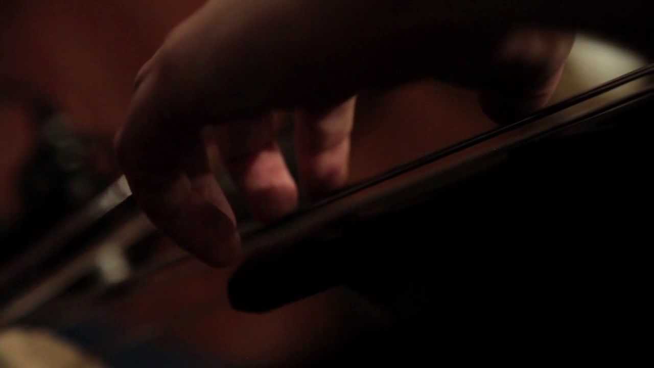 Em tr&acirc;nsito (teaser)