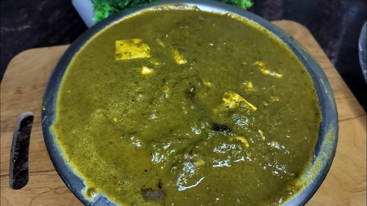 पालक पनीर ऐसे बनाइए कि सब तारीफ करें | DhabaStyle Palak Paneer | #ytshorts #shorts #palakpaneer 