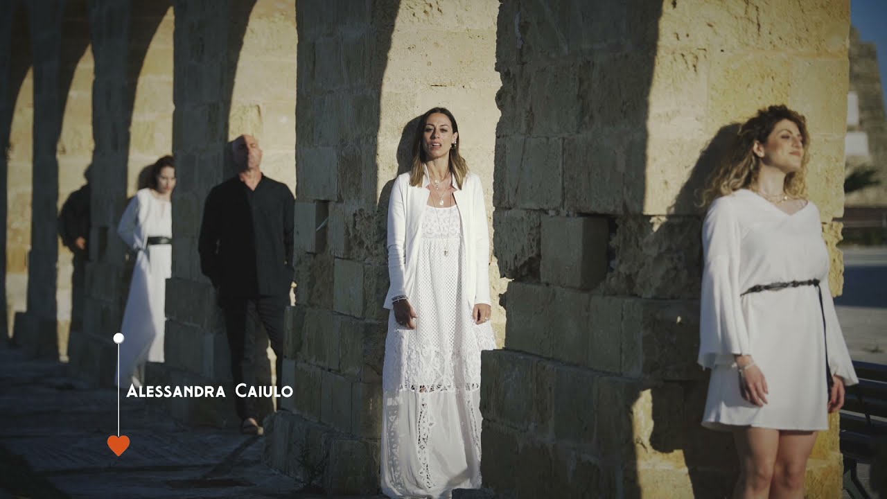 La Notte della Taranta REINCANTO – Rondinella (2010 Ludovico Einaudi)