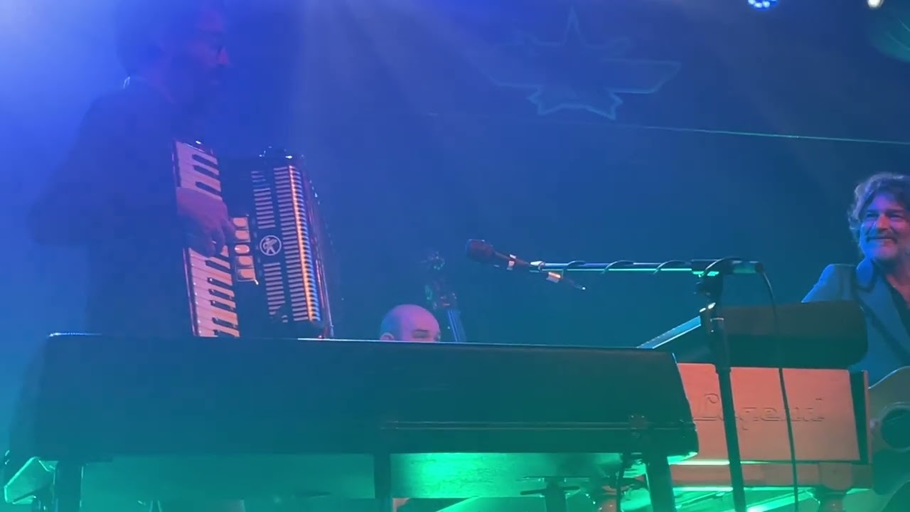 QUIQUE GONZALEZ - Salitre (Live Sevilla 2024)