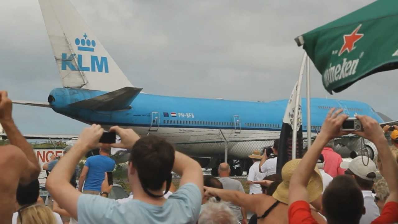 747 Takeoff St Maarten Maho Beach (1080p)
