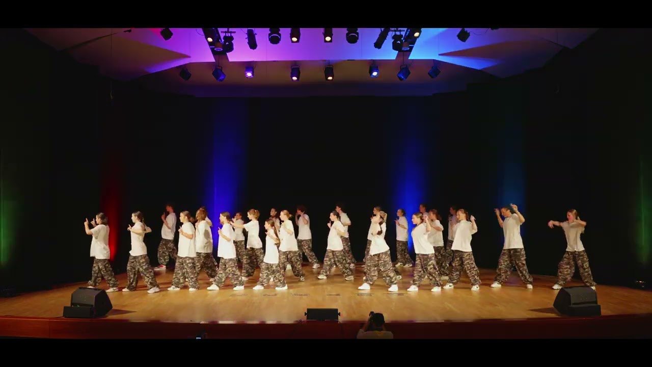 ESSA trener BOŻKA ENZYM Show 2024