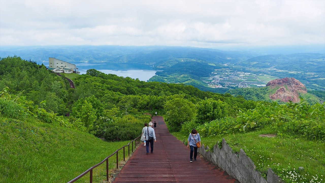 有珠山ロープウェイで絶景堪能！洞爺湖や昭和新山がある景色は見応え満点 (4K Ultra HD)