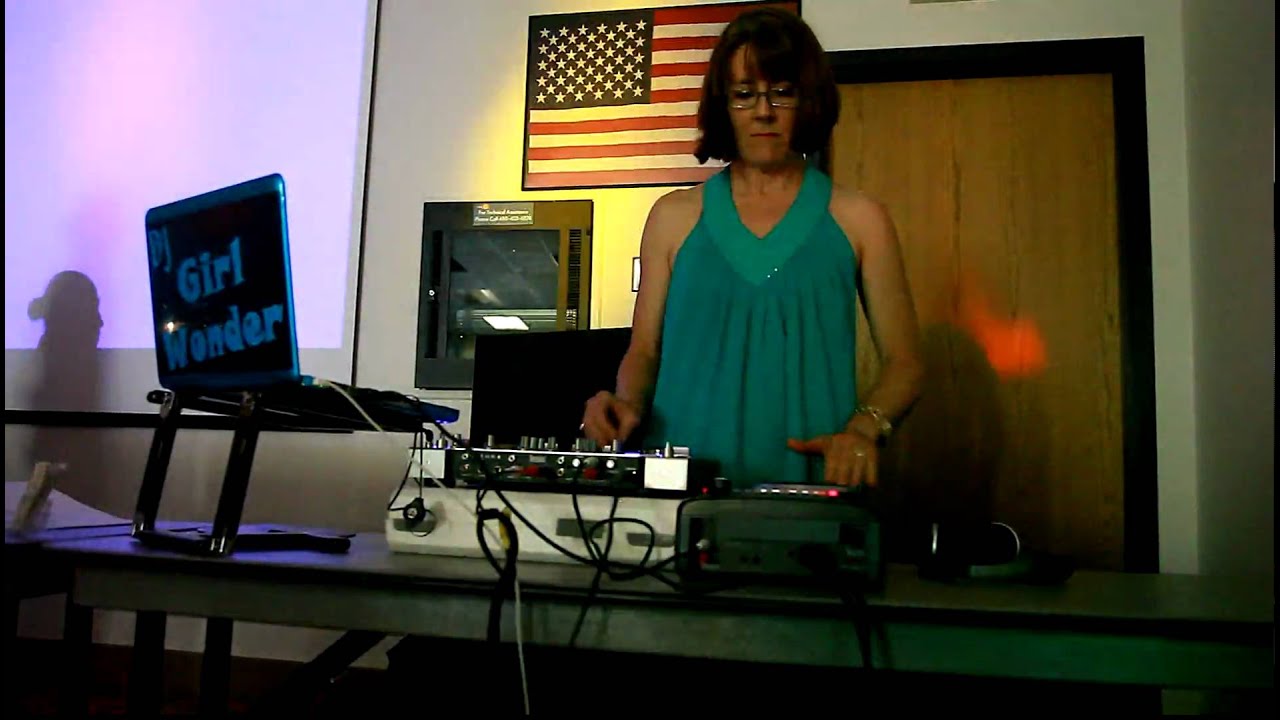scc turntablism class: dj girl wonder performance - Spring 2010