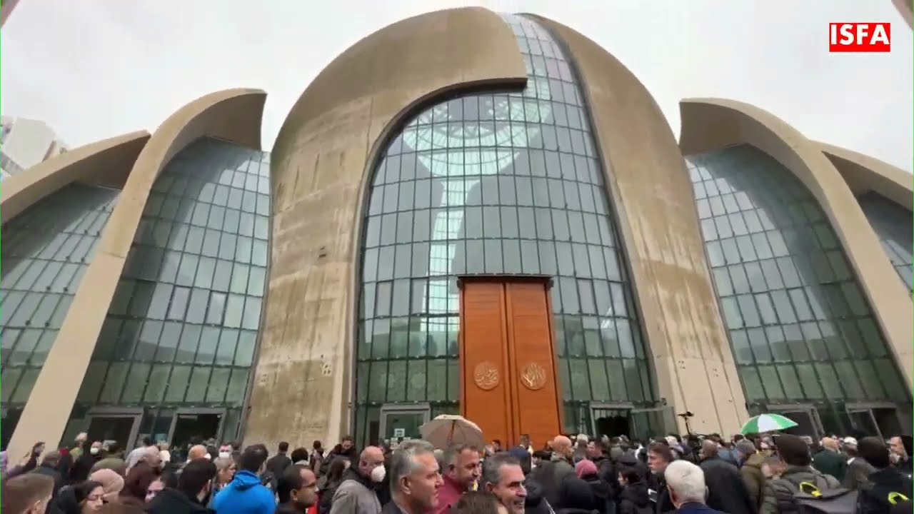 Thousands of people converted to Islam in Germany
