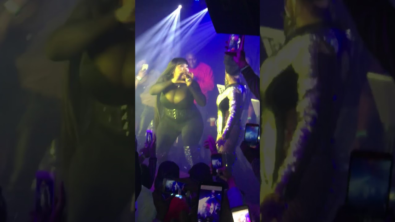 TS Madison & Khia perform #NEXTCALLER LIVE in DC #THEQUEENSCOURT