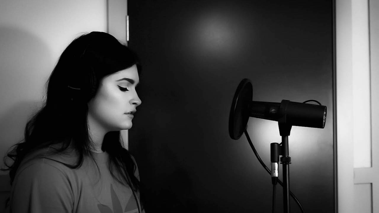 The Beauty Of Suffering - Spiritbox  (Courtney LaPlante Live Performance)