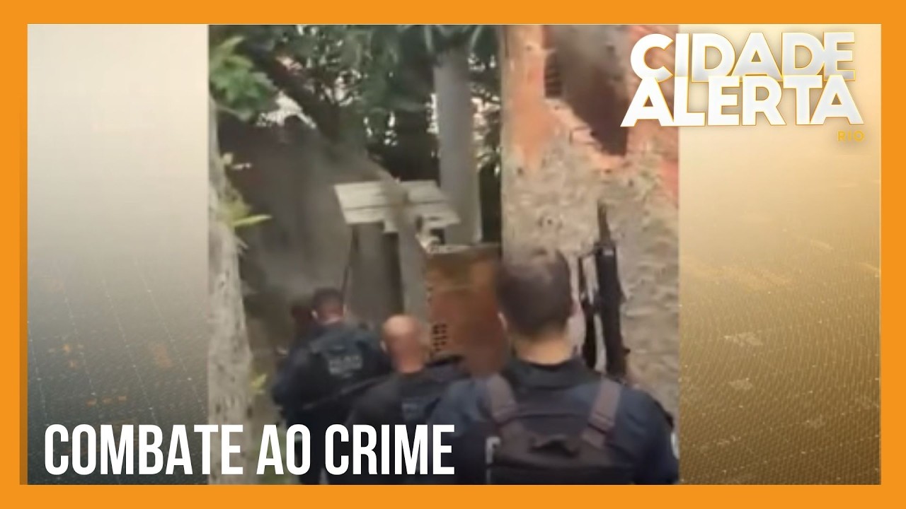 POL&Iacute;CIA MILITAR FAZ OPERA&Ccedil;&Atilde;O NO MORRO DO ANDARA&Iacute;