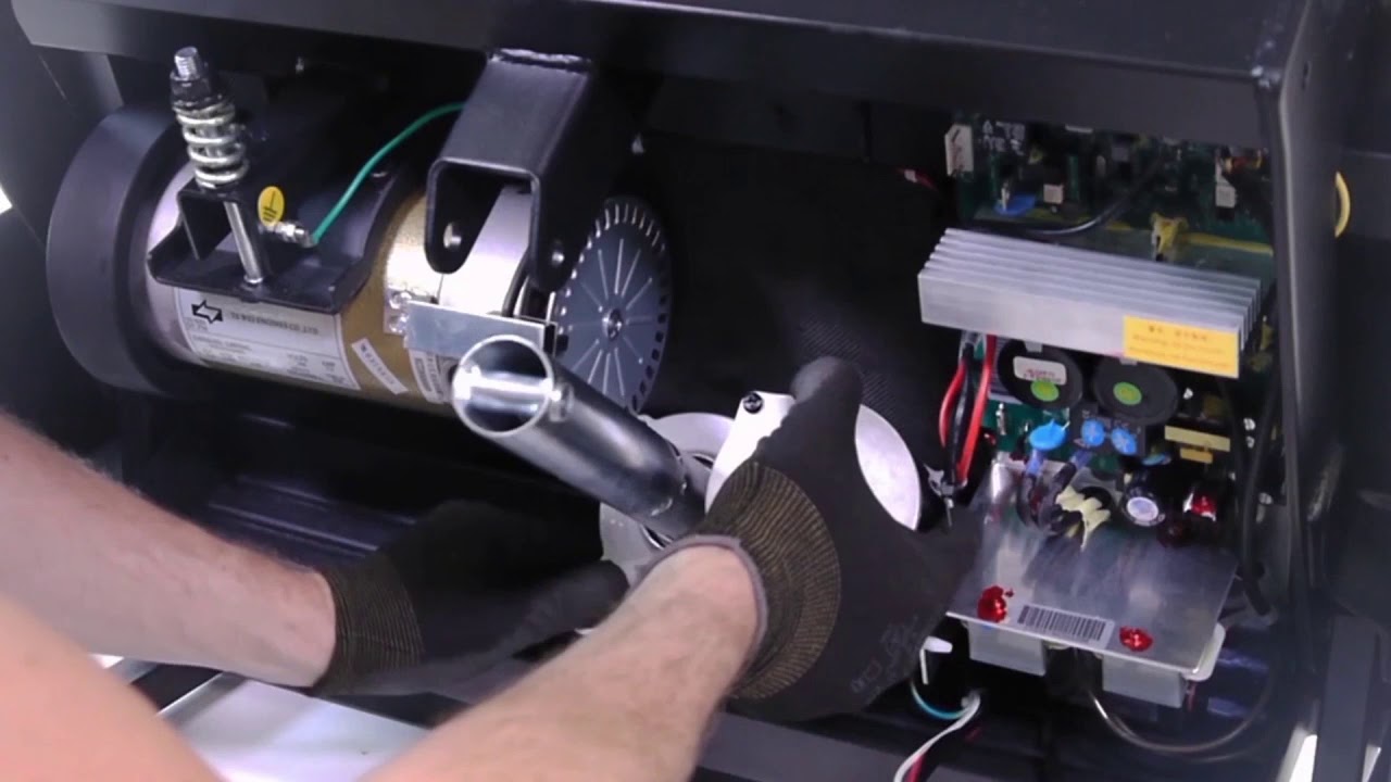 Comment changer le moteur d'inclinaison sur les tapis de course Climb et Intense Run ?