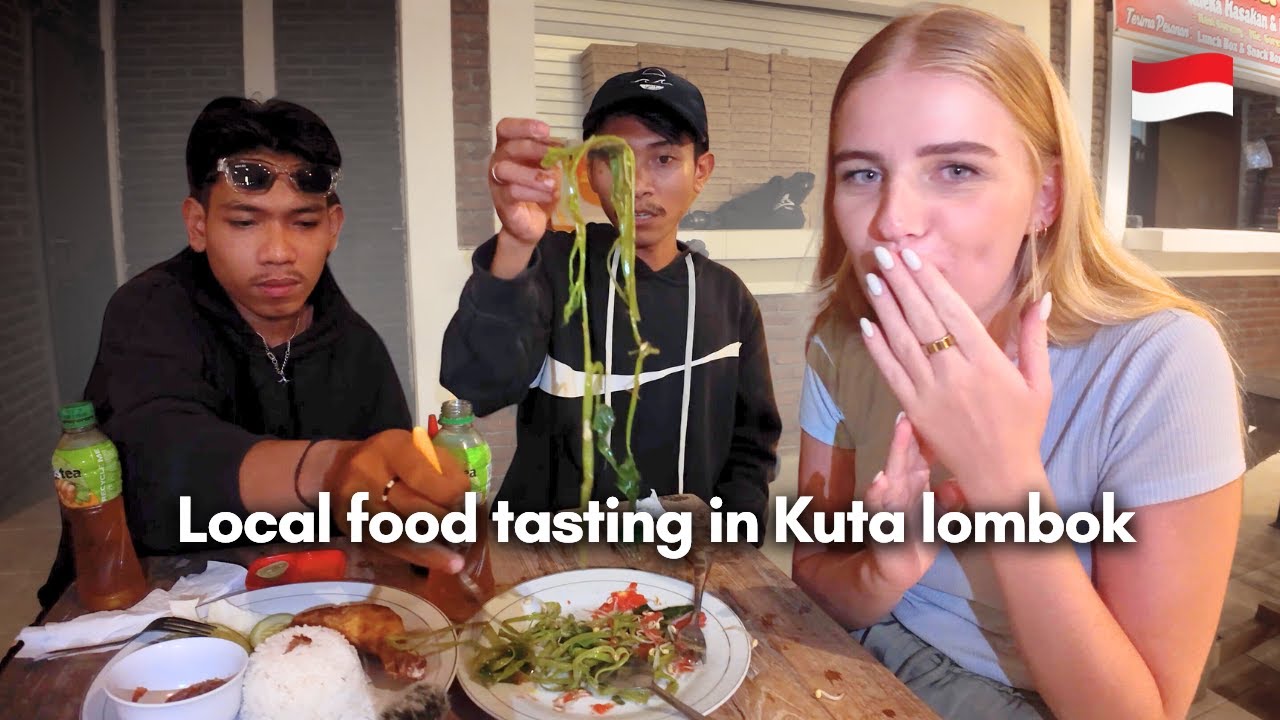 Trying local food in Kuta lombok 🇮🇩 * with locals