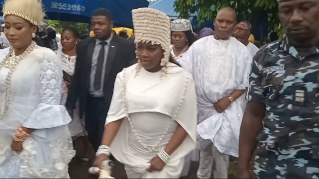 A True Goddess! Moment Ooni of Ife's Olori Ashley Arrived Sacred Olokun Temple @ Ile-Ife Festival