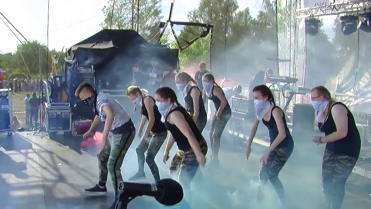 Gimnazjum u Skłodowskiej oraz ZS w Ożarowie - Dni Ożarowa 18.06.16 r.