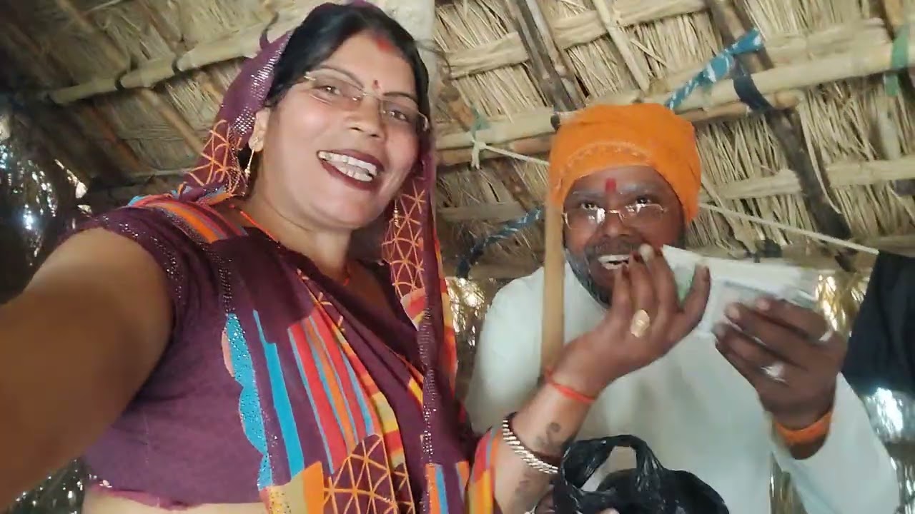 कितने लोग हमसे मिलने आएहैं