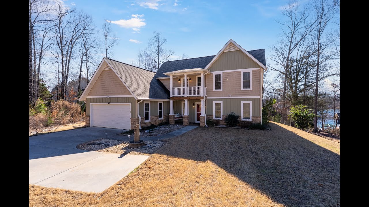 Lake Keowee Home for Sale | 603 Lighthouse Ct., Seneca SC 29672