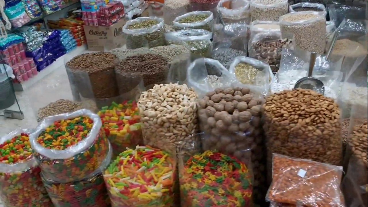 محل مواد غذائية مغربية اتمنة جد مناسبه في سوق مدينة زايد أبو ظبي