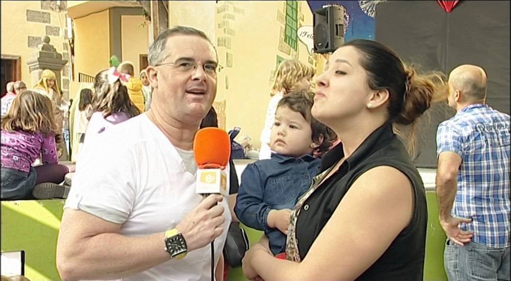 VISITA PAJE REYES MAGOS  AGÜIMES 2015