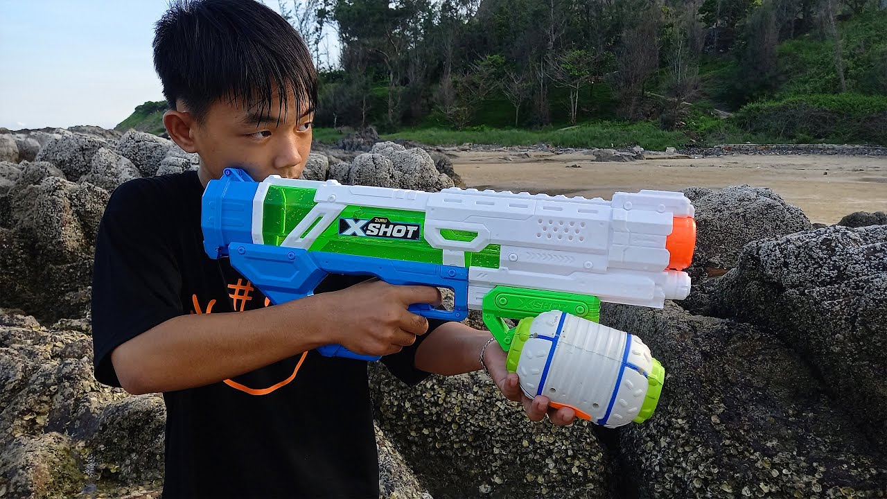 NERF WAR : Nerf Super Soaker Battle - Cuộc Chiến Súng Nước