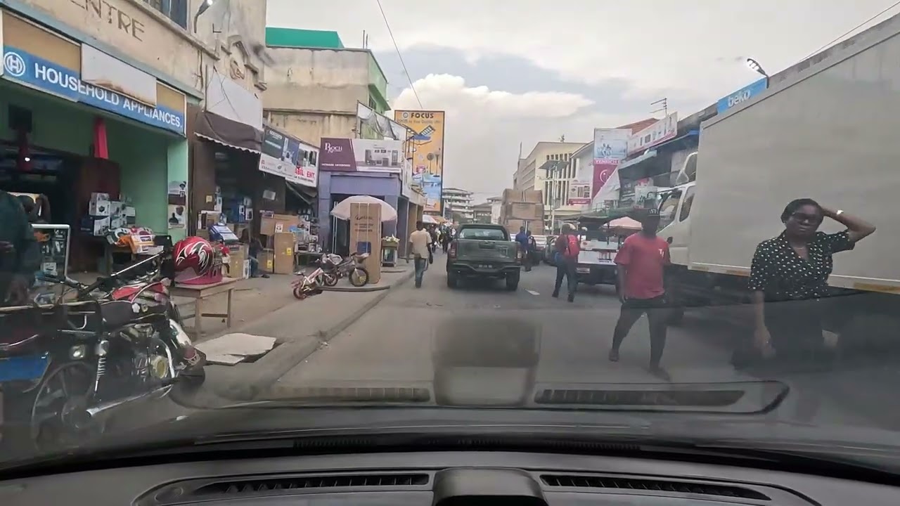 Accra City Market Drive | Daily Life & Traffic in Ghana