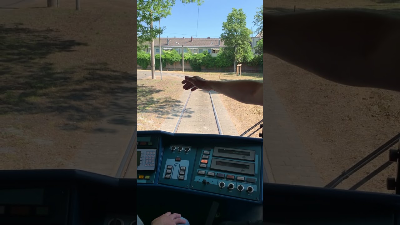 Tag der offenen T&uuml;r der KVB | Tram selber fahren | K4000 von Bombardier