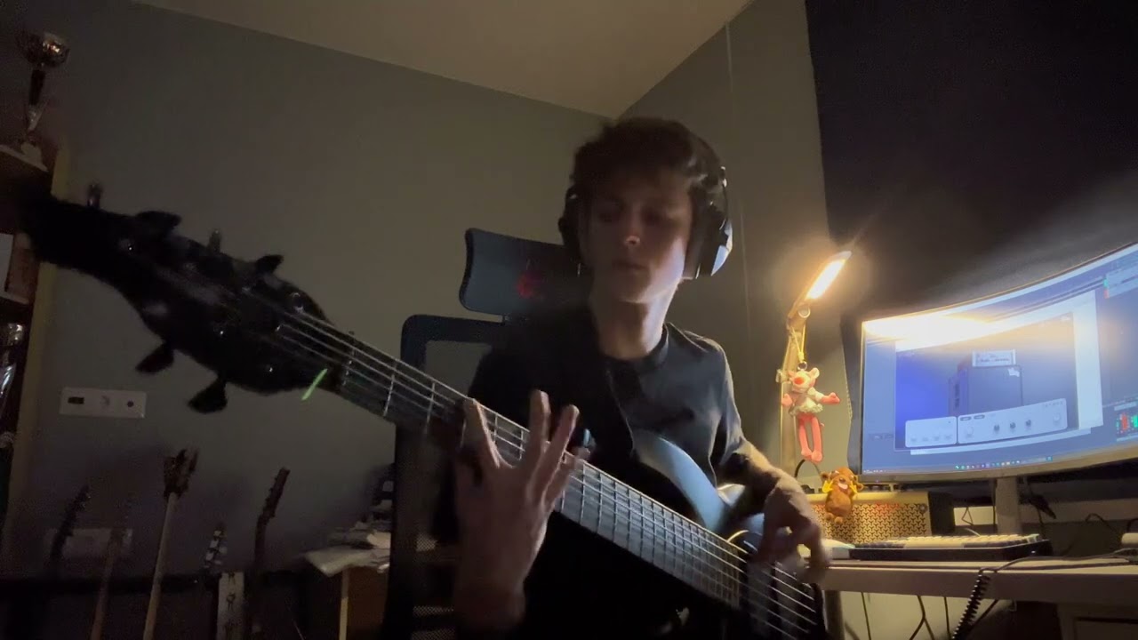 Dream Theater - Pull Me Under (Unison) [Bass Cover]