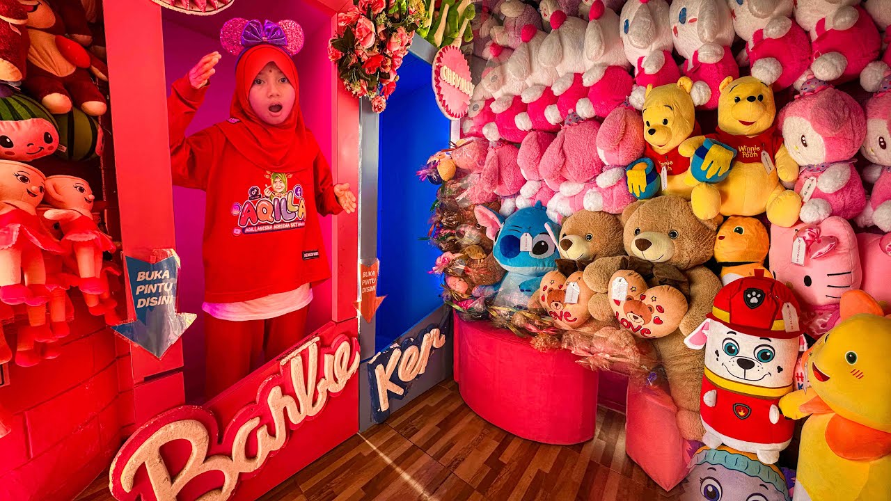AQILA MASUK KE ISTANA BONEKA