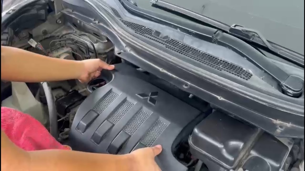 Mitsubishi XPander Spark Plug Replacement