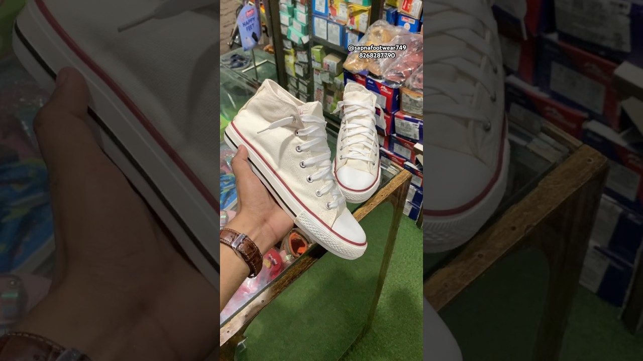 White converse shoes for men&rsquo;s #shorts #canvas