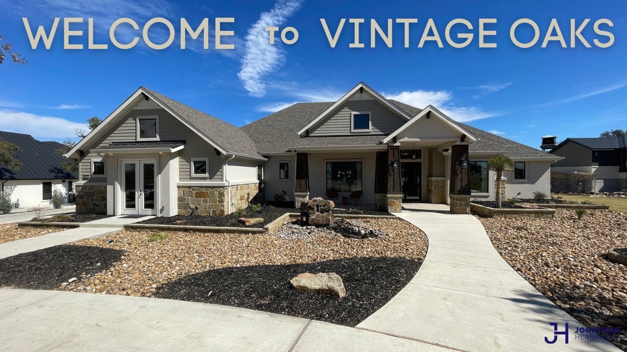 Sweetleaf | Grand Endeavor Homes | 3706SQ FT | New Braunfels TX