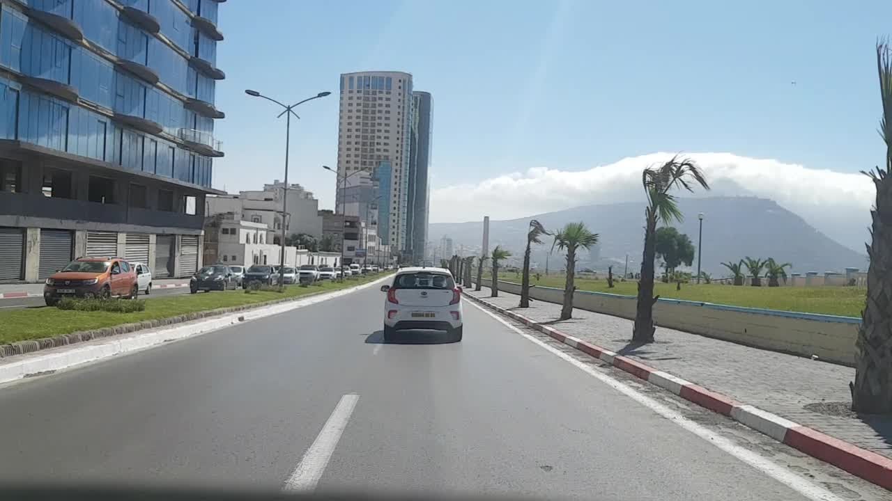 Driving in oran Algérie 21 06 2018 وهران الجزائر