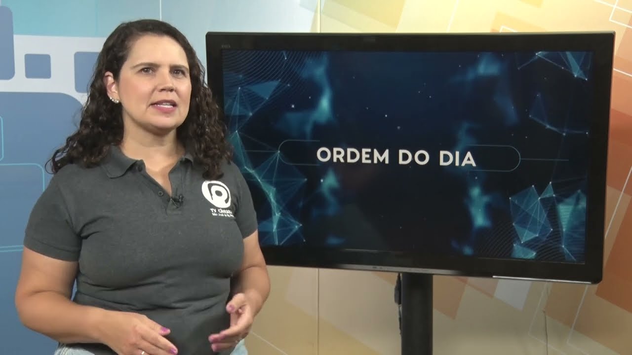 Câmara analisa reajuste salarial de servidores do município