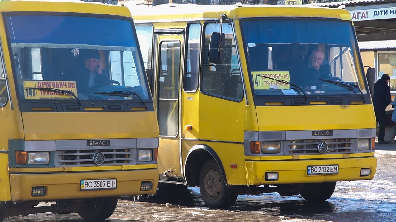 З музикою чи без? У ВР хочуть заборонити в автобусах трансляцію музики і фільмів.