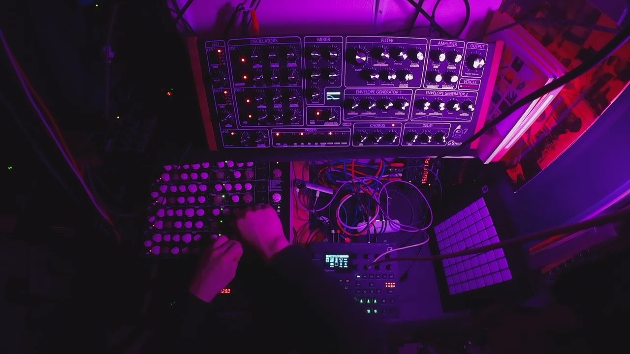 Take something - SQF - Vermona PerFourmer - Digitone 2 - Sub37
