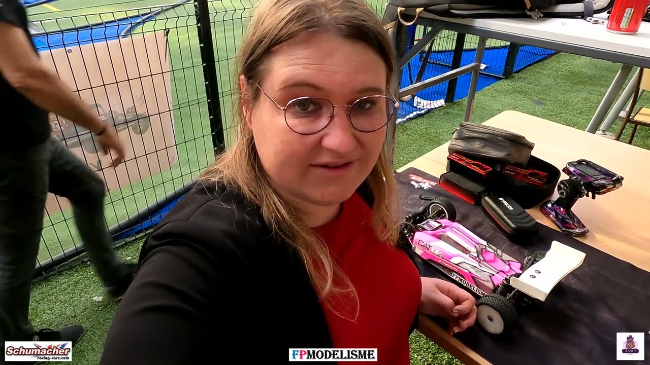 Présentation et 1eres impressions du Schumacher catl1R! #rc #schumacherfamily #schumacher #buggy