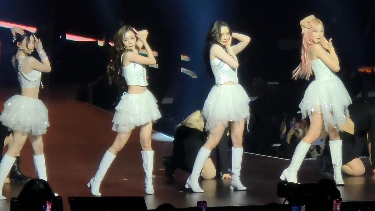 [4K] 021125 aespa - Black Mamba in Newark