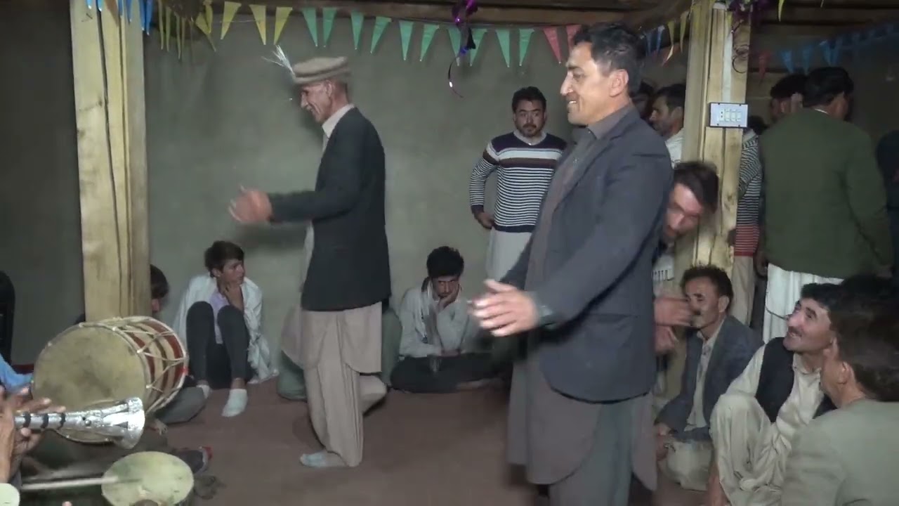 Aisa Viral Dance Kabhi nae Dakha Tha Hajat Kabool Ustad ka apna undaz | Yasin Traditional Dance