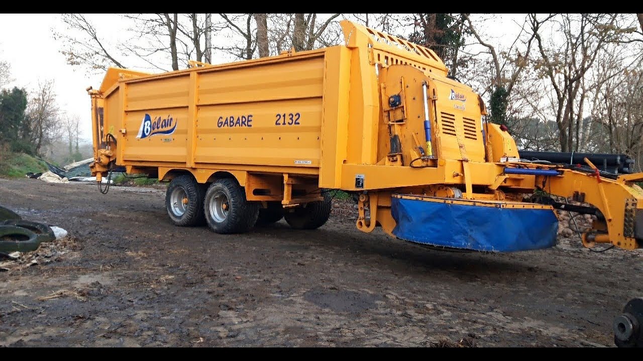 Nouvelle machine sur la ferme. Bélair Gabare 2132