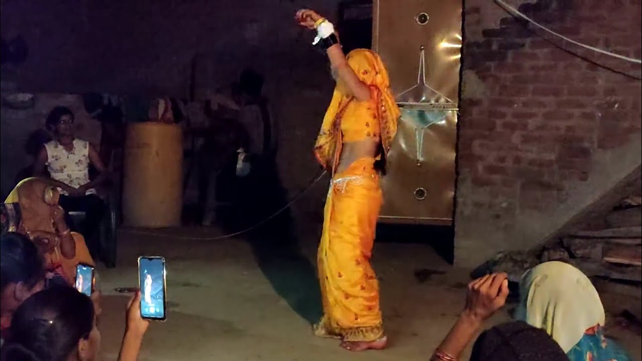 कृष्णा भजन पर किया नई बहू ने ड्रांस