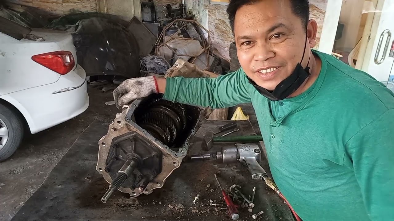 Nissan Patrol manual Transmission repair.