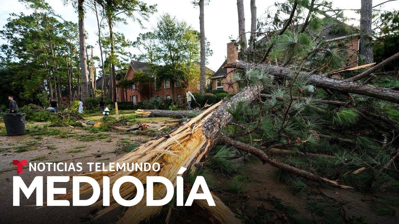 Un tornado deja graves destrozos en el norte de Houston, Texas | Noticias Telemundo